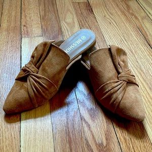 Musshoe Cognac Mules